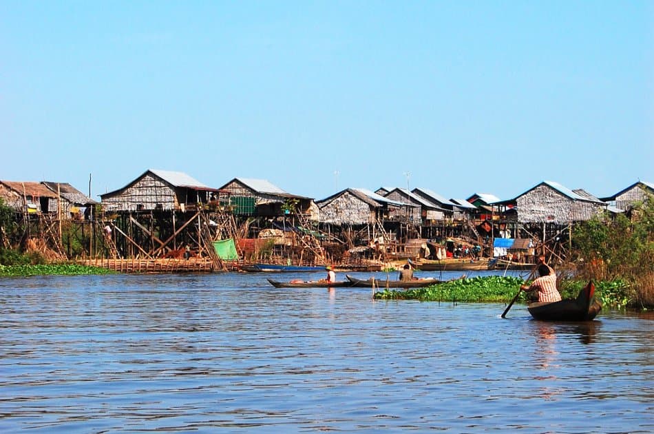 Guided Floating Village Tour - Photo 2