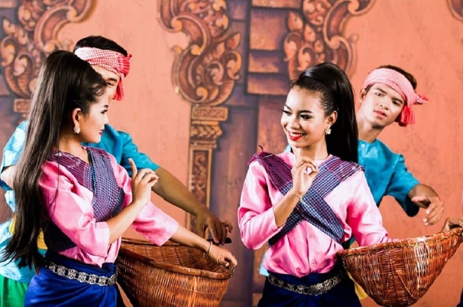 Plae Pakaa Arts Performances in Phnom Penh - Photo 7