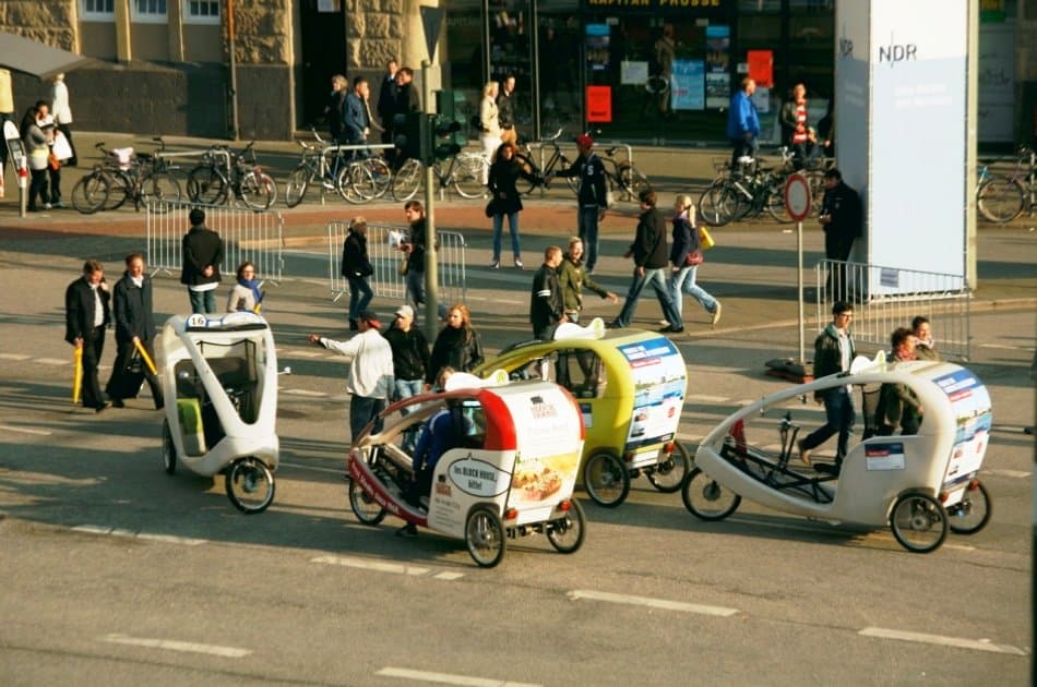 Tour Of Hamburg By Bike And Rickshaw - Photo 2