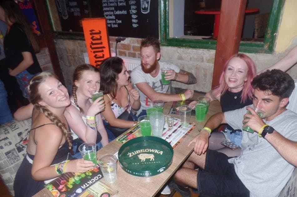 Budapest Pub Crawl - Photo 5