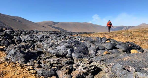 Amazing Lava Flow Tour - Iceland