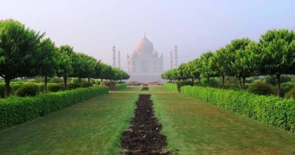 Private Tour : Sunrise Taj Mahal Tour From Delhi by Car