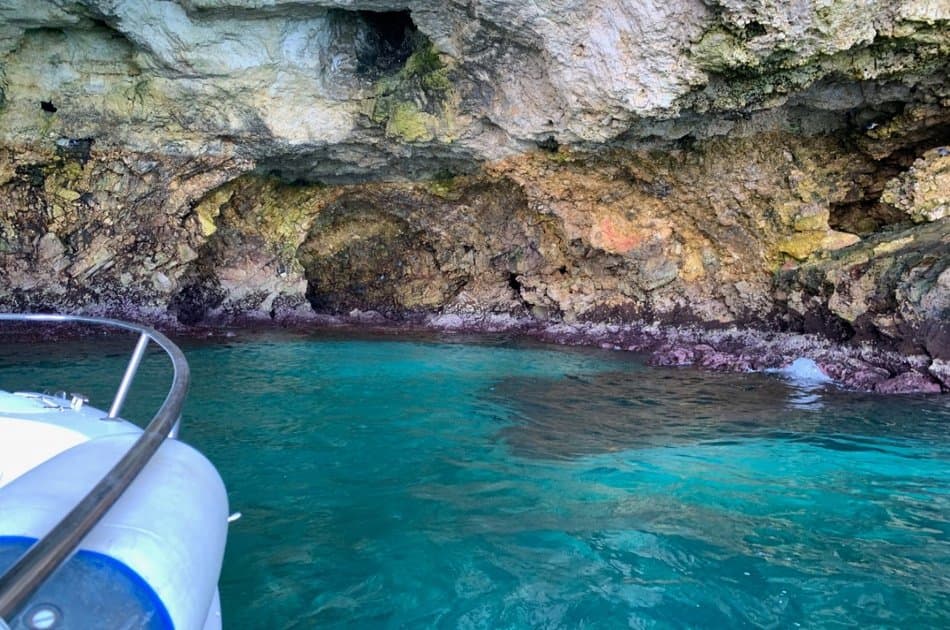 Cliff tour - Boat tour to the Polignano a Mare caves - Photo 3