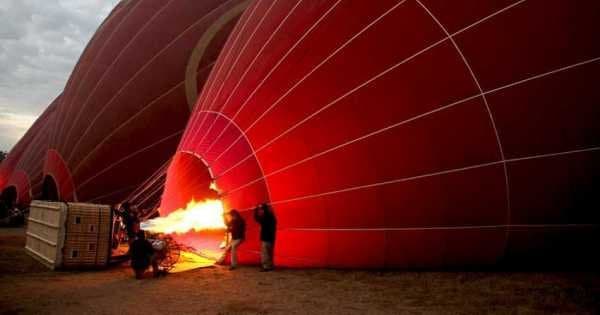 Balloon Over Bagan