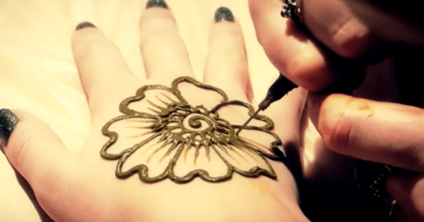 Amsterdam Henna Private Workshop - Photo 1