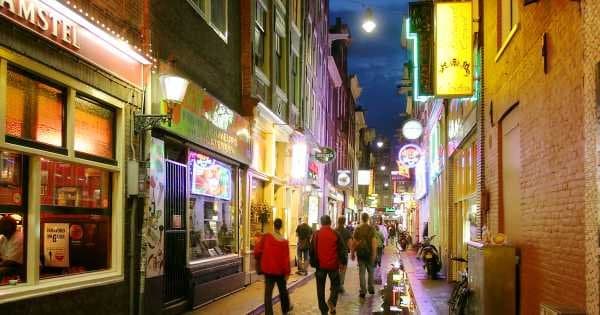 Amsterdam Private Bar Crawl - Photo 1