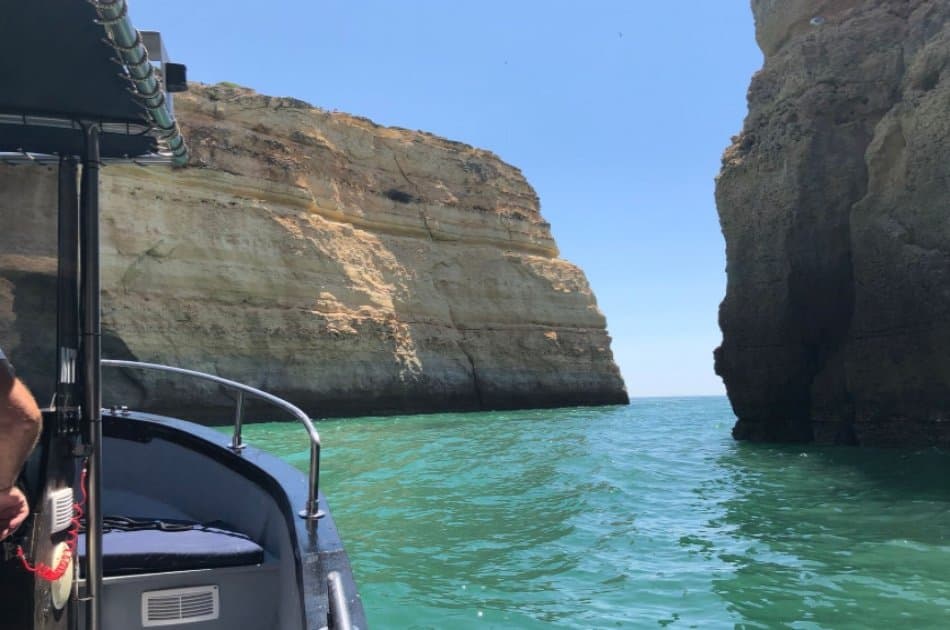 Benagil cave trip and Algarve coastline - Photo 2