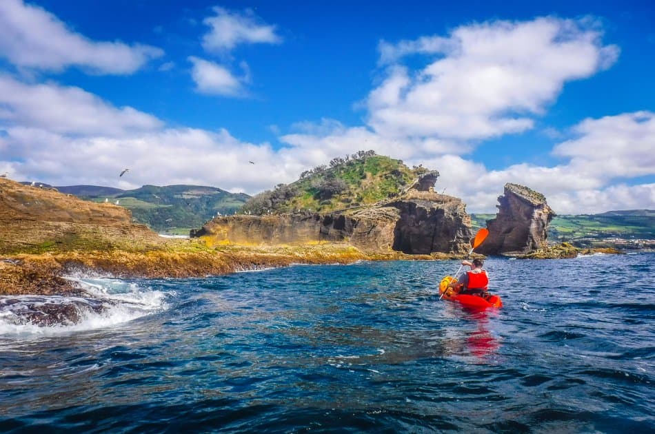 Kayaking in Vila Franca do Campo Islet - Photo 5