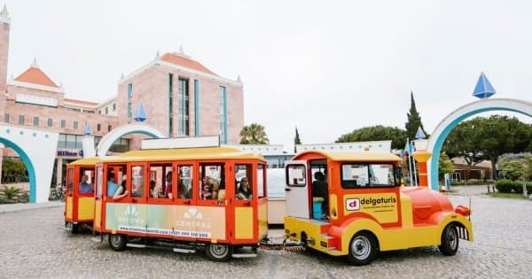 Vilamoura: Hop On Hop Off City Tour by Tourist Train