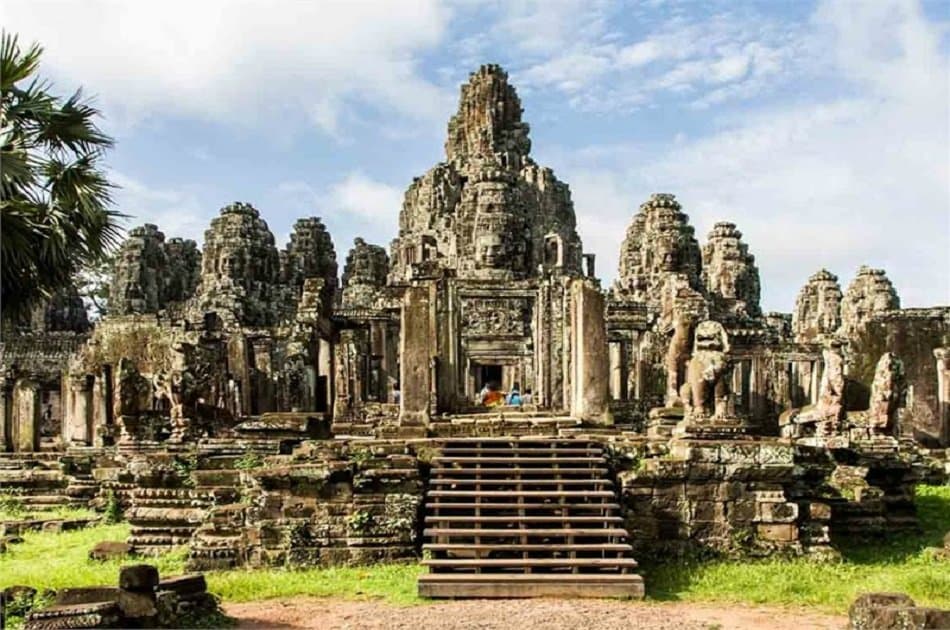 Discover Angkor Complex With a Full Day Private Tour - Photo 3