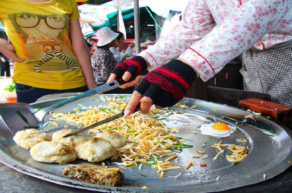 Foodie Adventure in Phnom Penh - Photo 2