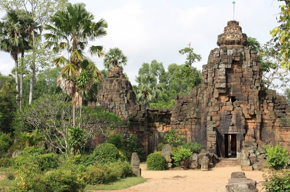 Full Day Phnom Chisor & Tonle Bati Private Tour - Photo 2