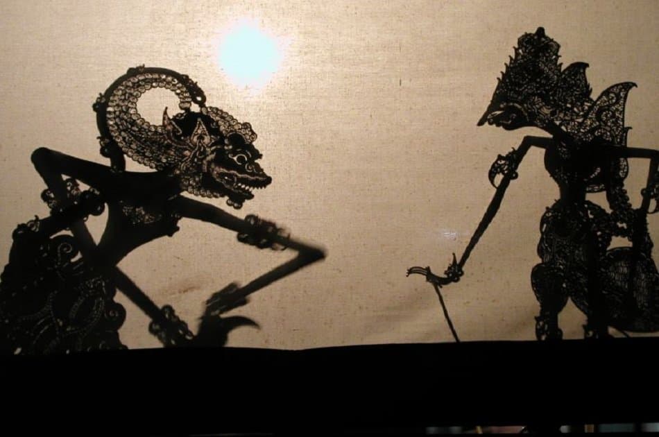 Sovannaphum Shadow Art Performance - Photo 2