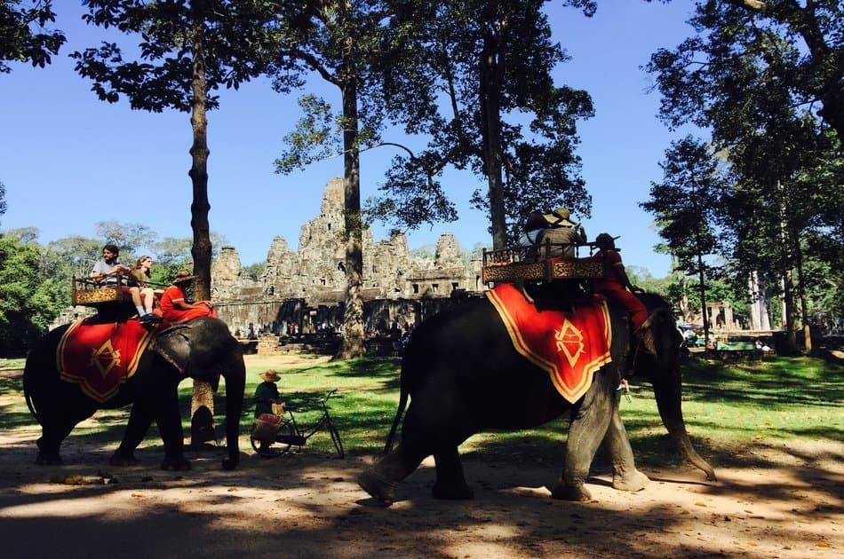 The Highlights of Angkor on a Private Full Day Tour - Photo 6