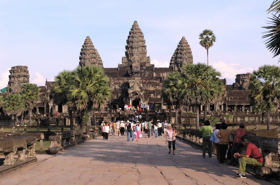 The Highlights of Angkor on a Private Full Day Tour - Photo 7
