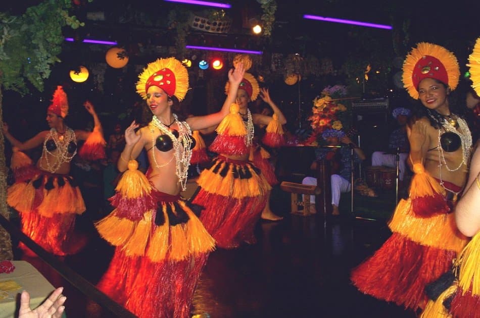 Dinner Show From the Andes to Easter Island - Photo 3