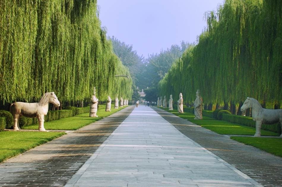 Beijing Coach Tour of Mutianyu Great Wall and Ming Tombs - Photo 4