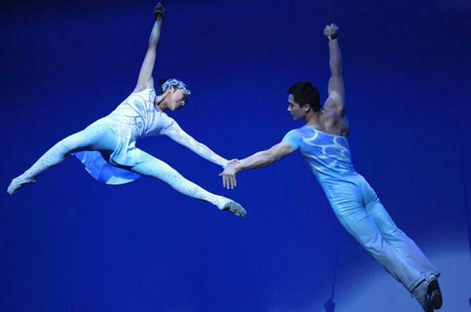 Beijing Night Acrobatic Show with Hotel Transfer - Photo 6