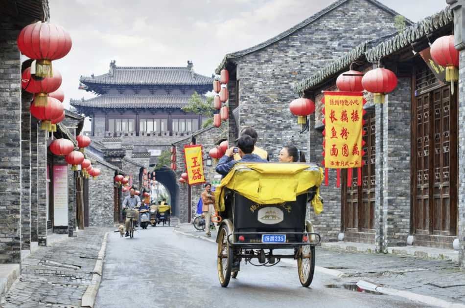 Customizable Beijing Imperial Private Tour With Roast Duck Dinner and Evening Show - Photo 6
