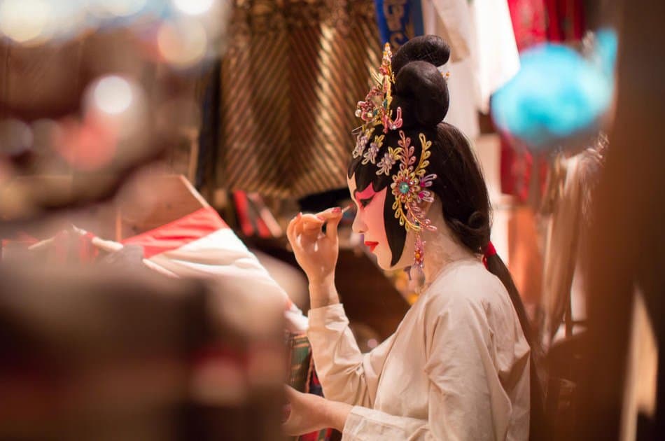 Peking Opera Show Tickets at Beijing Liyuan Theatre - Photo 5