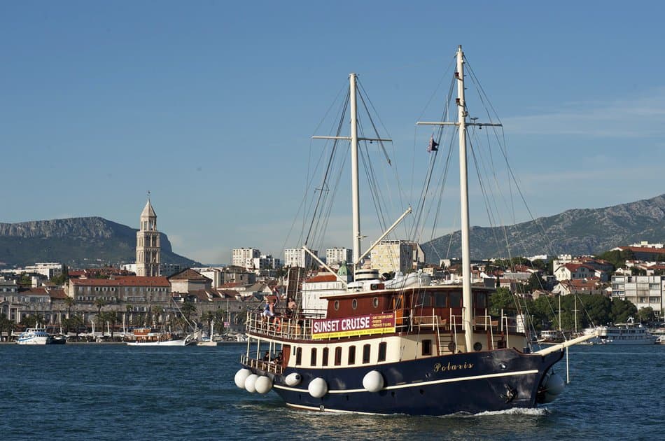 All inclusive Day Trip to Island Brač - Golden Horn Beach - Photo 2