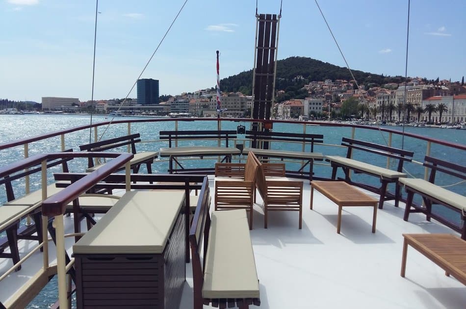 All inclusive Day Trip to Island Brač - Golden Horn Beach - Photo 8