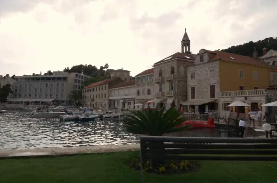 Blue Cave and Hvar Full Day Trip - Photo 8