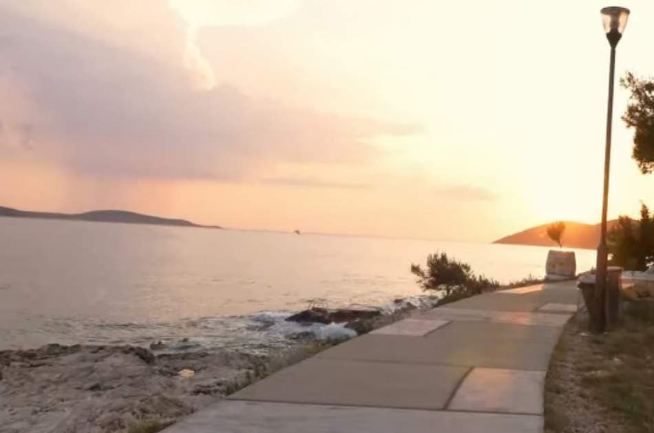 Blue Cave and Hvar Full Day Trip - Photo 7