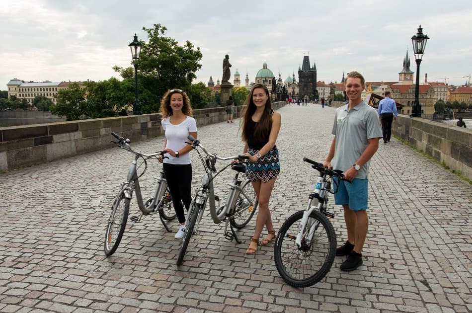 3 Hour Prague Viewpoints E-bike Private Tour - Photo 2
