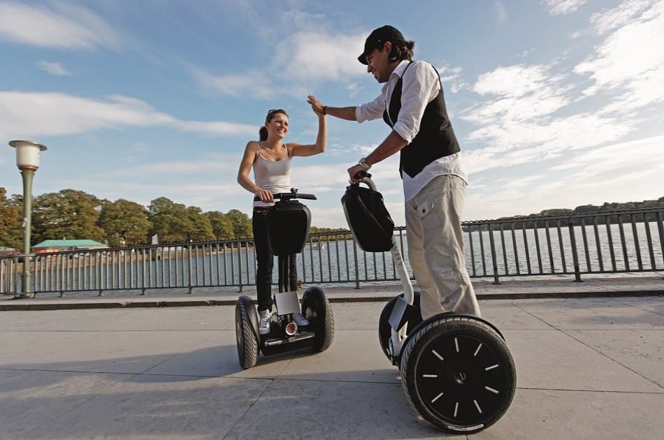 Prague All incl Combi City Tour on Segway and E-scooter HUGO Bike - Photo 9