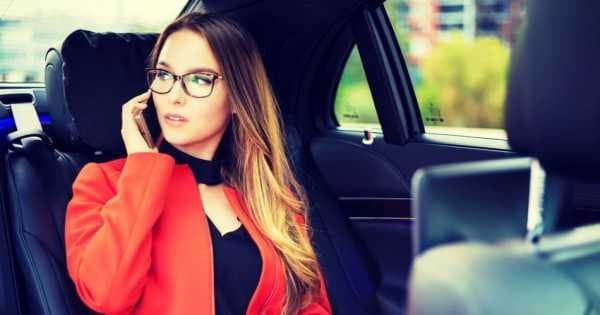Private Prague Airport Arrival Transfer (1-3pax) - Photo 1