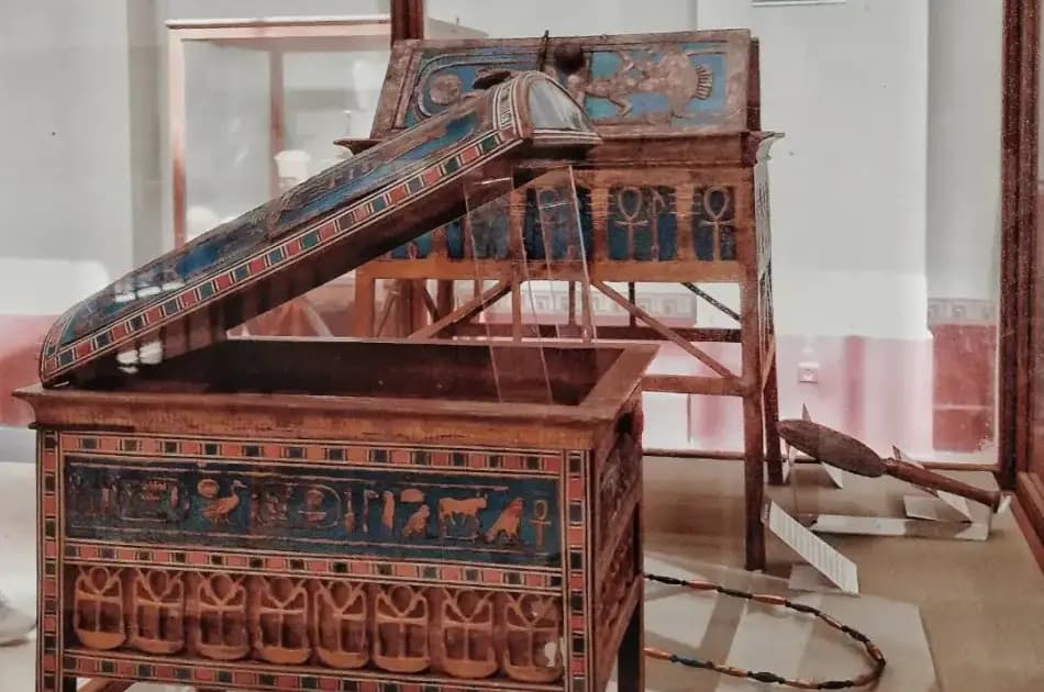 Full Day Egyptian Museum & Pyramids Private Tour - Photo 13