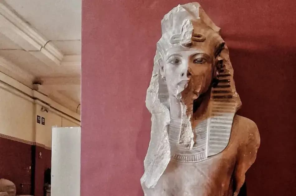Full Day Egyptian Museum & Pyramids Private Tour - Photo 15