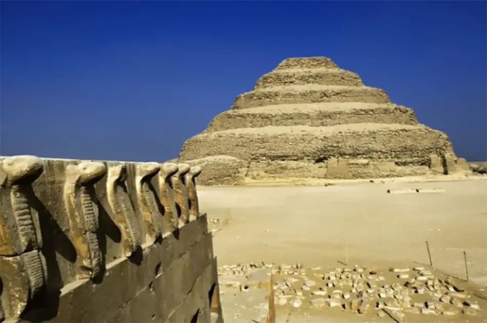 Giza Tour to Pyramids, Camel Ride, Sakkara, Dahshur & Lunch - Photo 5