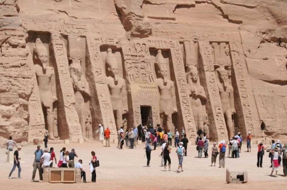 Private Day Tour: to Abu Simbel from Aswan by road - Photo 3