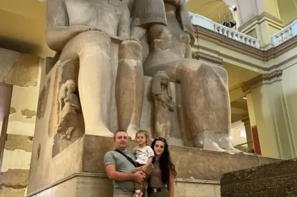 Private Tour to Giza Pyramids and The Egyptian Museum - Photo 9
