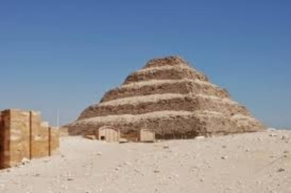 Private Tour To Memphis Sakkara Giza Pyramids Sphinx + Lunch - Photo 5