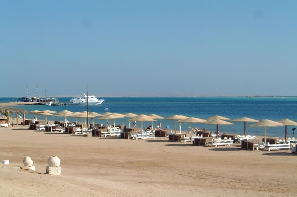 Snorkeling at Giftun Island in Hurghada - Photo 3