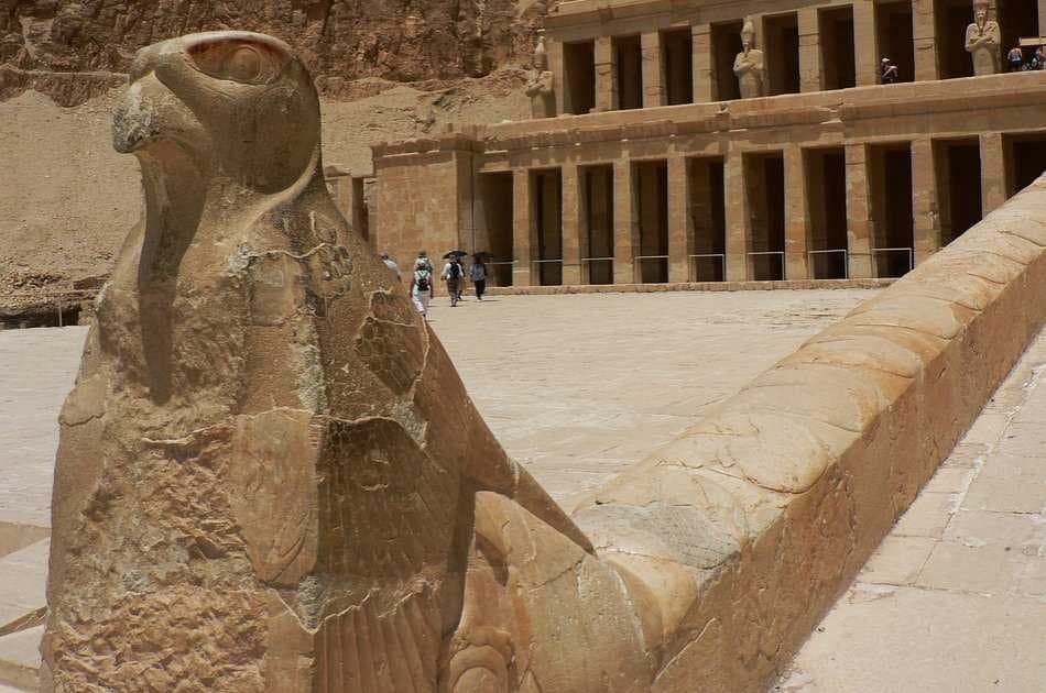 West Bank Private Tour - Valley of Kings, Hatshepsut and Memnon - Photo 6