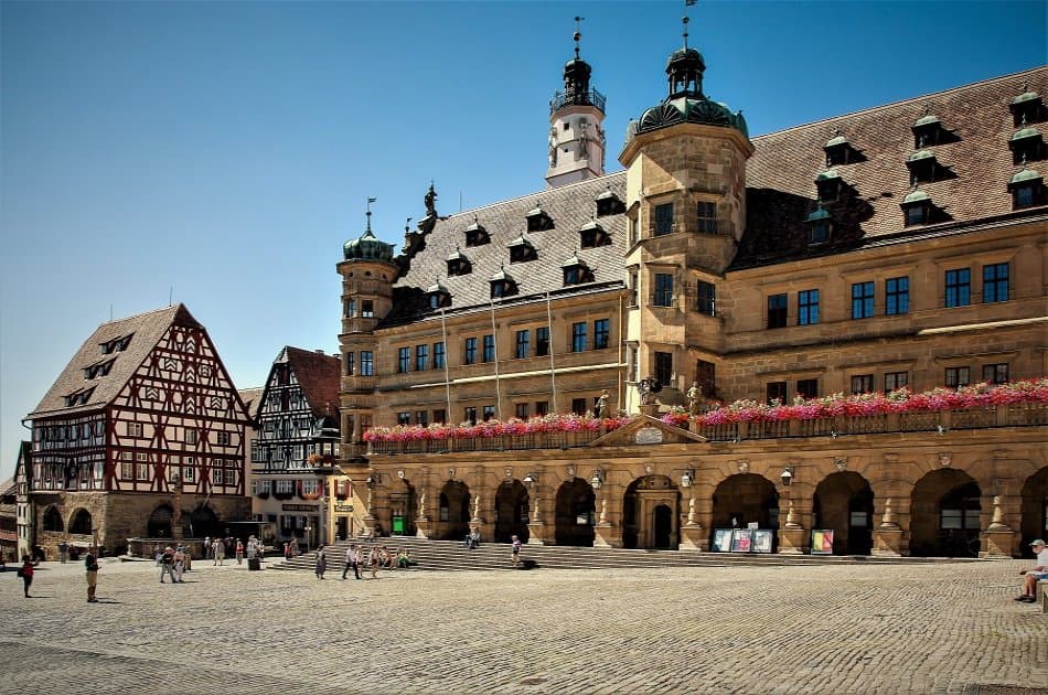 Germany's Romantic Road: Harburg Castle, Dinkelsbühl, Rothenburg ob der Tauber - Photo 6