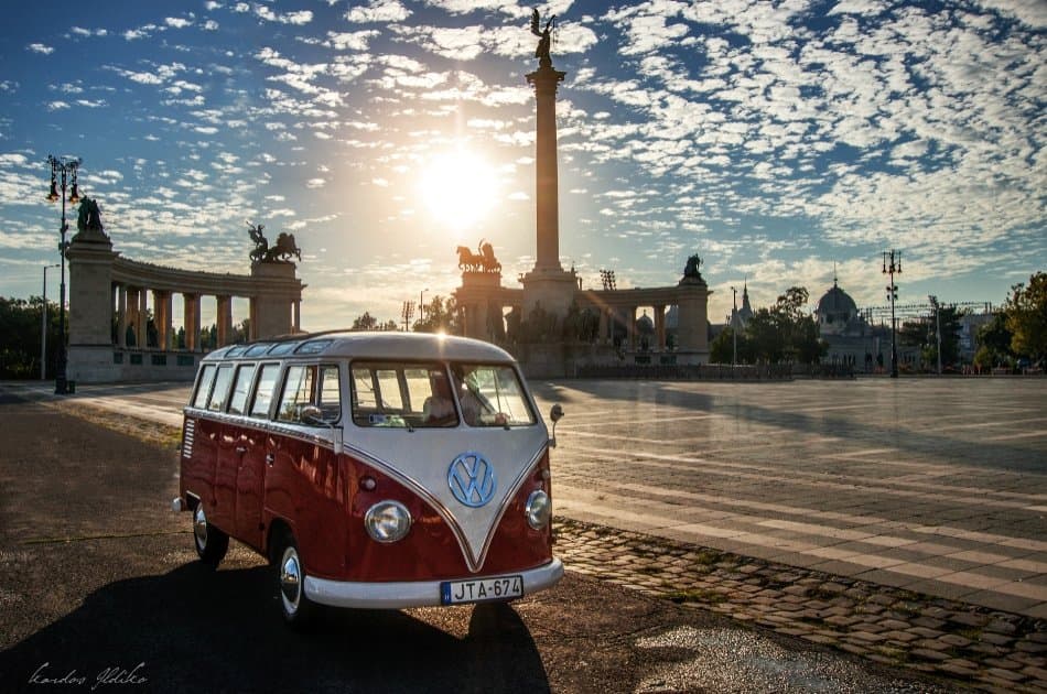 Budapest Private Sightseeing Tour by Volkswagen Samba Bus - Photo 5