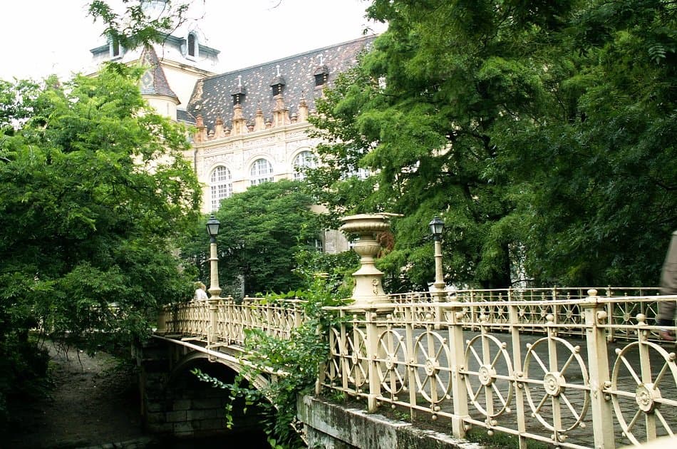 Full Day Private Budapest Explorer Tour - Photo 8