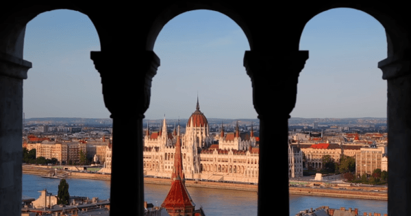 Half Day Highlight Tour of Budapest - Photo 1