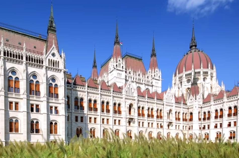Half Day Highlight Tour of Budapest - Photo 14