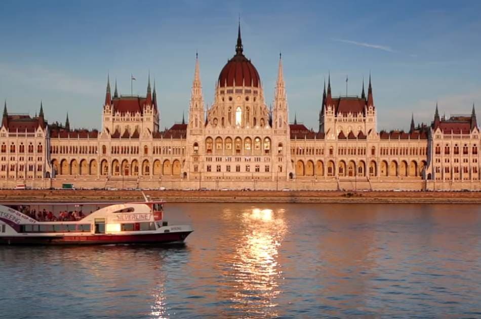 Half Day Highlight Tour of Budapest - Photo 20
