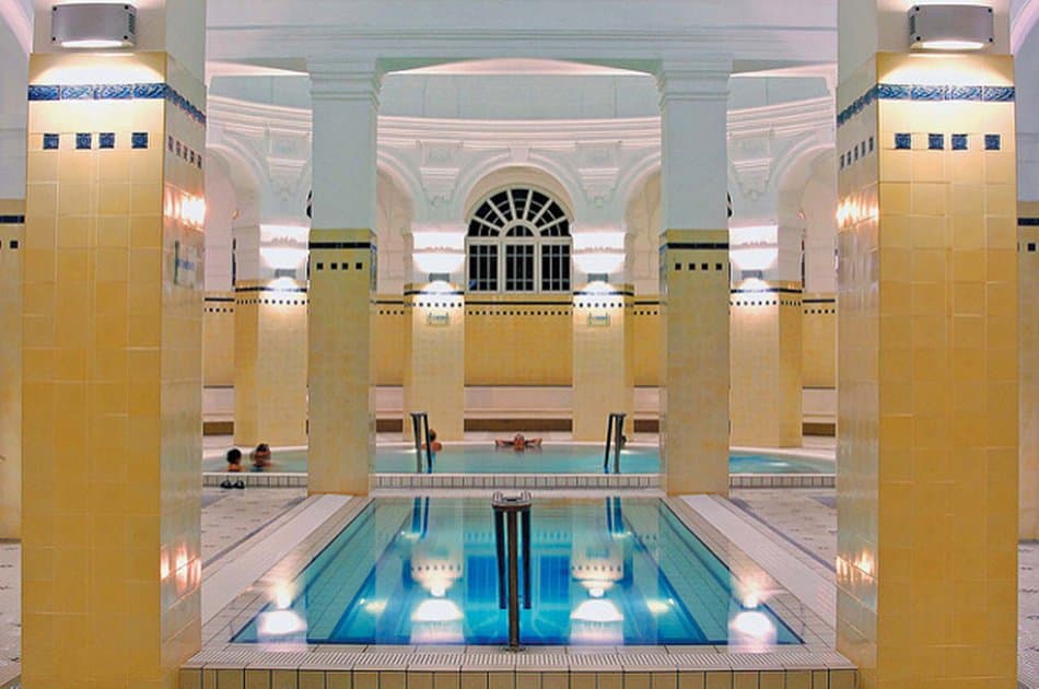 Széchenyi SPA - Skip the line Tickets with Optional Pick Up in Budapest - Photo 4