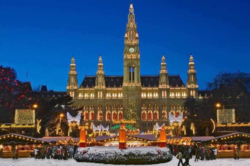 Vienna Christmas Market Visit from Budapest - Photo 3