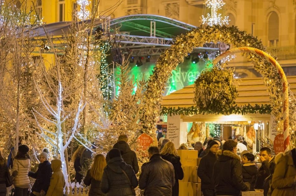 Zagreb Christmas Market Visit - Photo 2