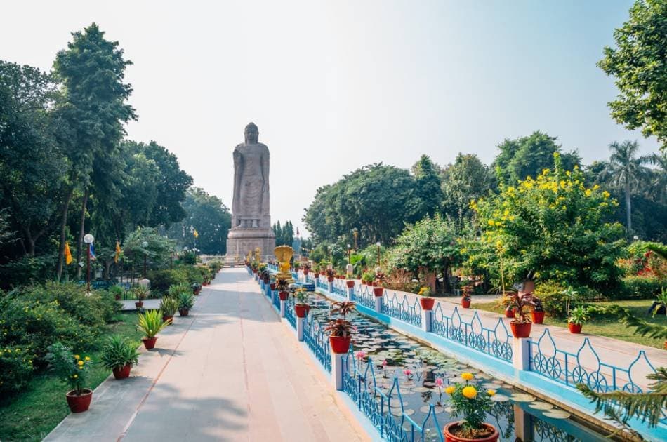 5 Days Buddhist Pilgrimage Tour From Sarnath - Photo 3
