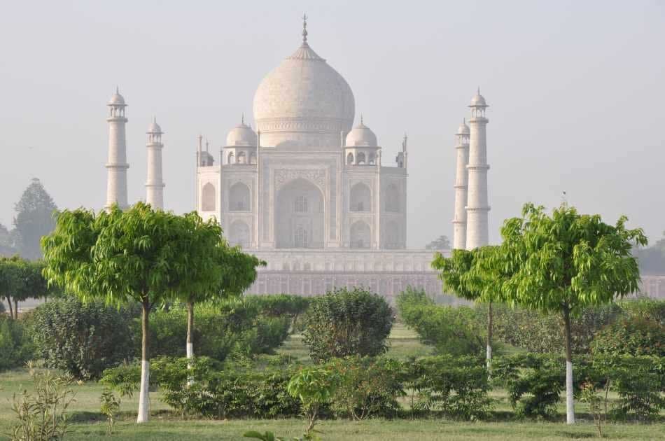 Day Trip to Taj Mahal From Delhi - Photo 6